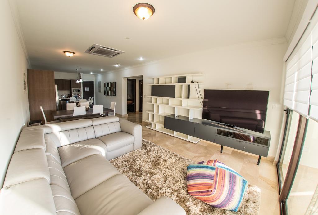 Palmaruba Condos Palm Beach Bilik gambar